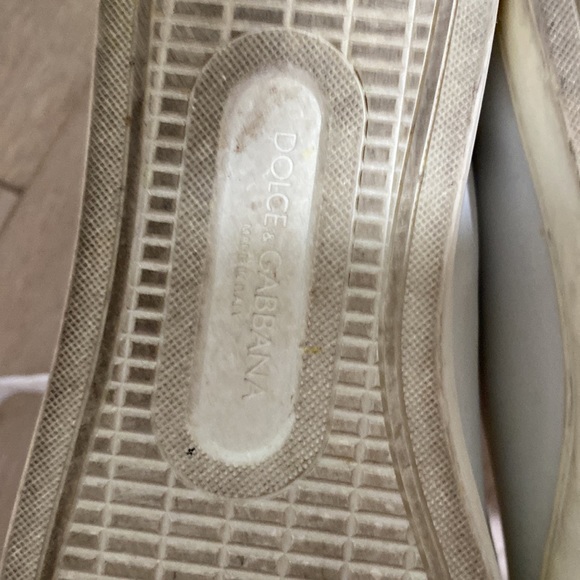 Dolce & Gabbana used but very good shape no damage - Picture 8 of 9